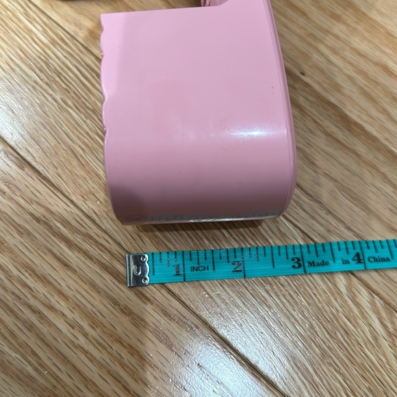 Gucci pink rubber logo embossed heeled sandals
Size 10 - Picture 12 of 12